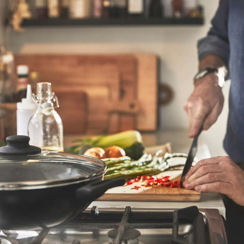 part: HEMLAGAD wok with lid
