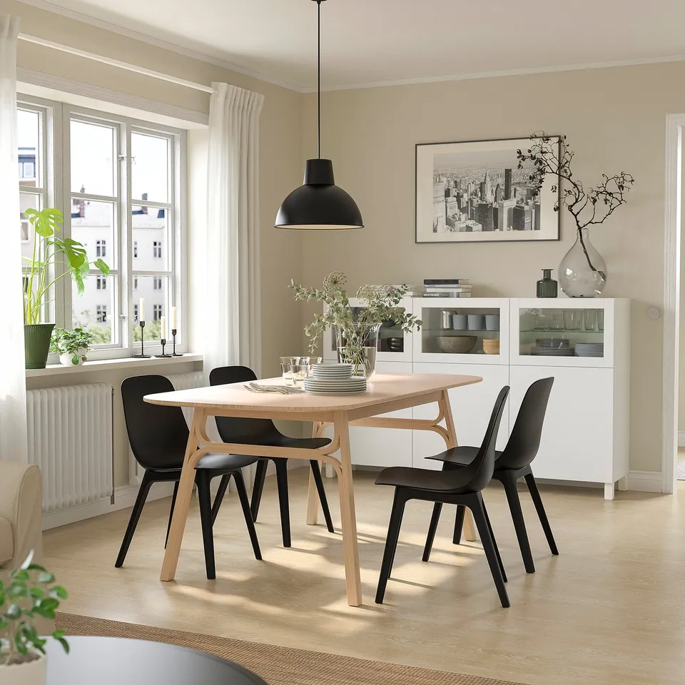 part: VOXLÖV / ODGER table and 4 chairs