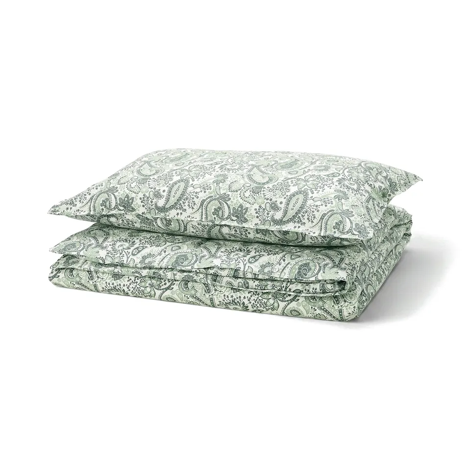 RODGERSIA green paisley bedding set, rectangular, cotton/viscose blend with intricate floral patterns, button closure.