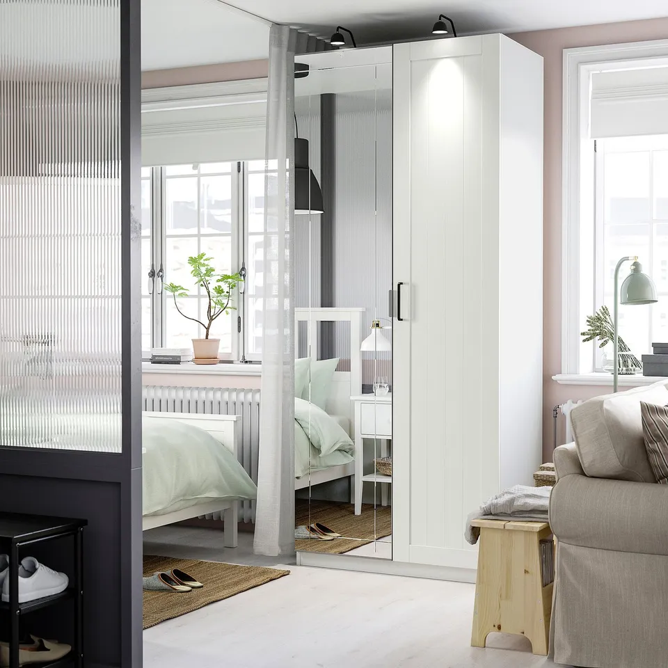 PAX / KAMMARTORP/GULLABERG in a room