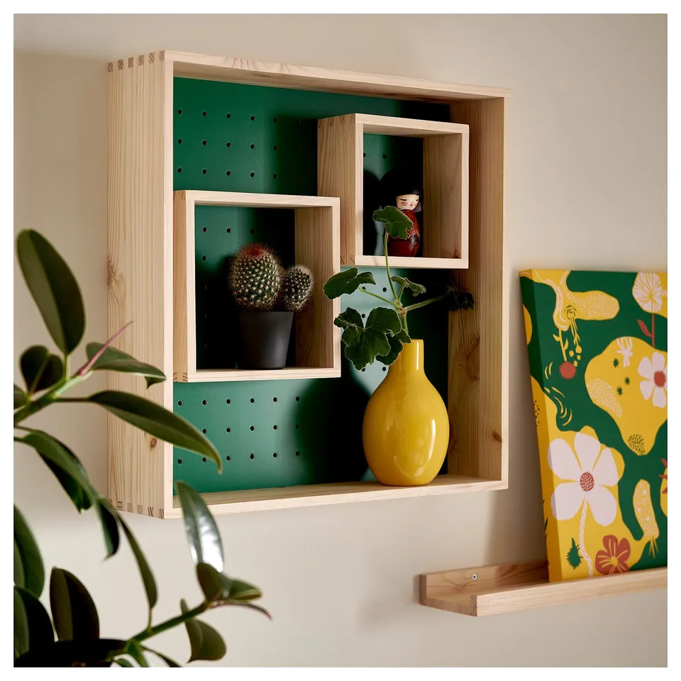 SKOGSMOSAIK Display shelf, pine/green, 45x45 cm