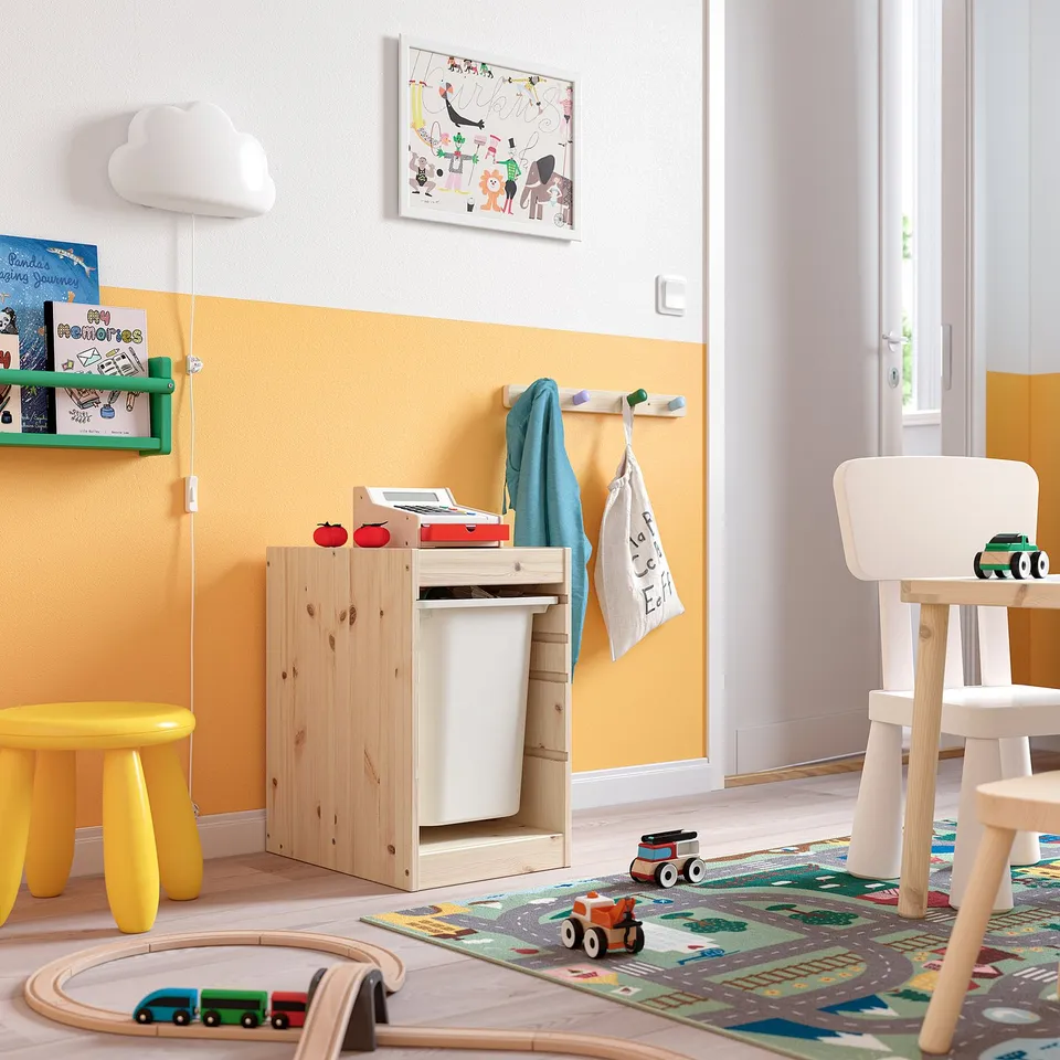 TROFAST in a room