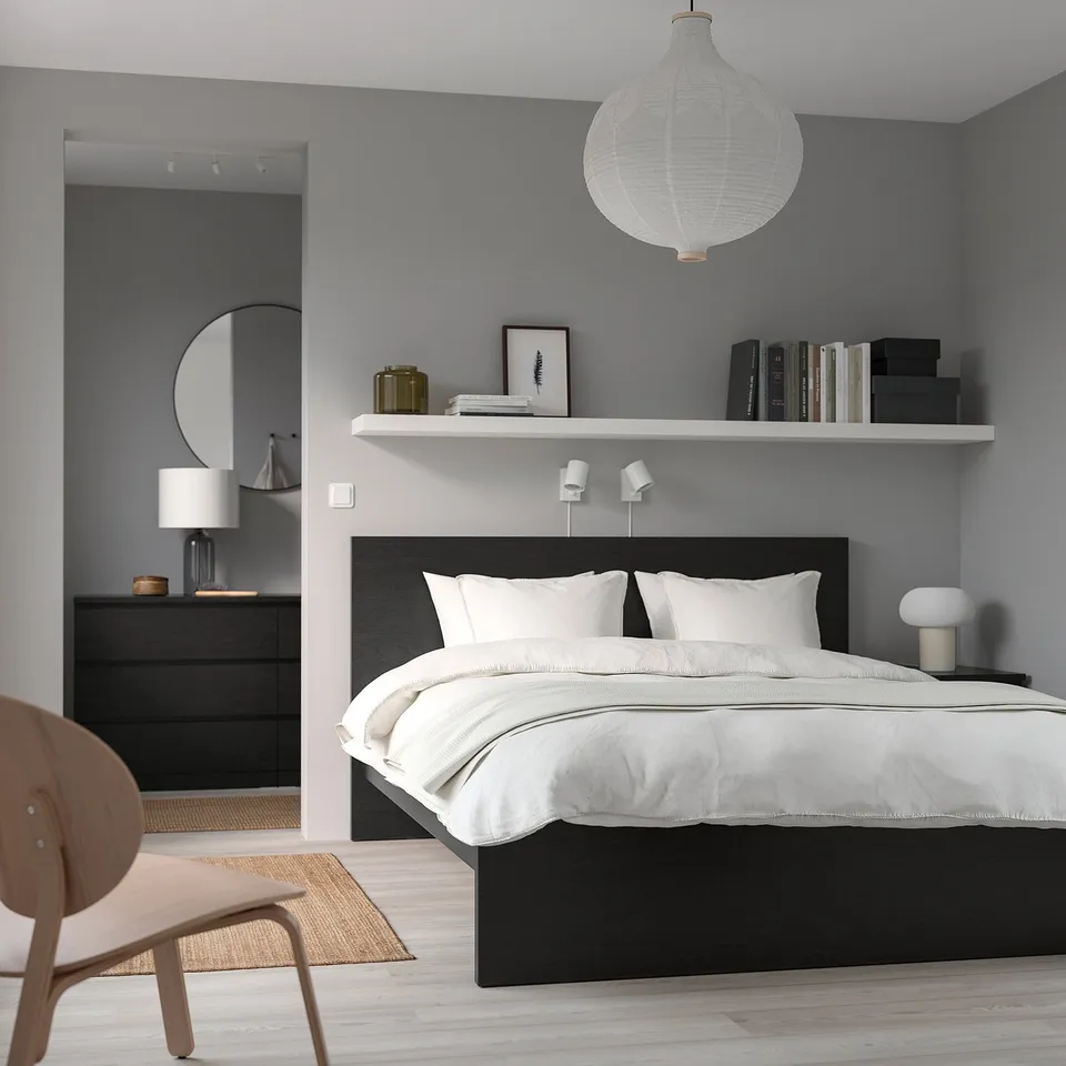 MALM in a room
