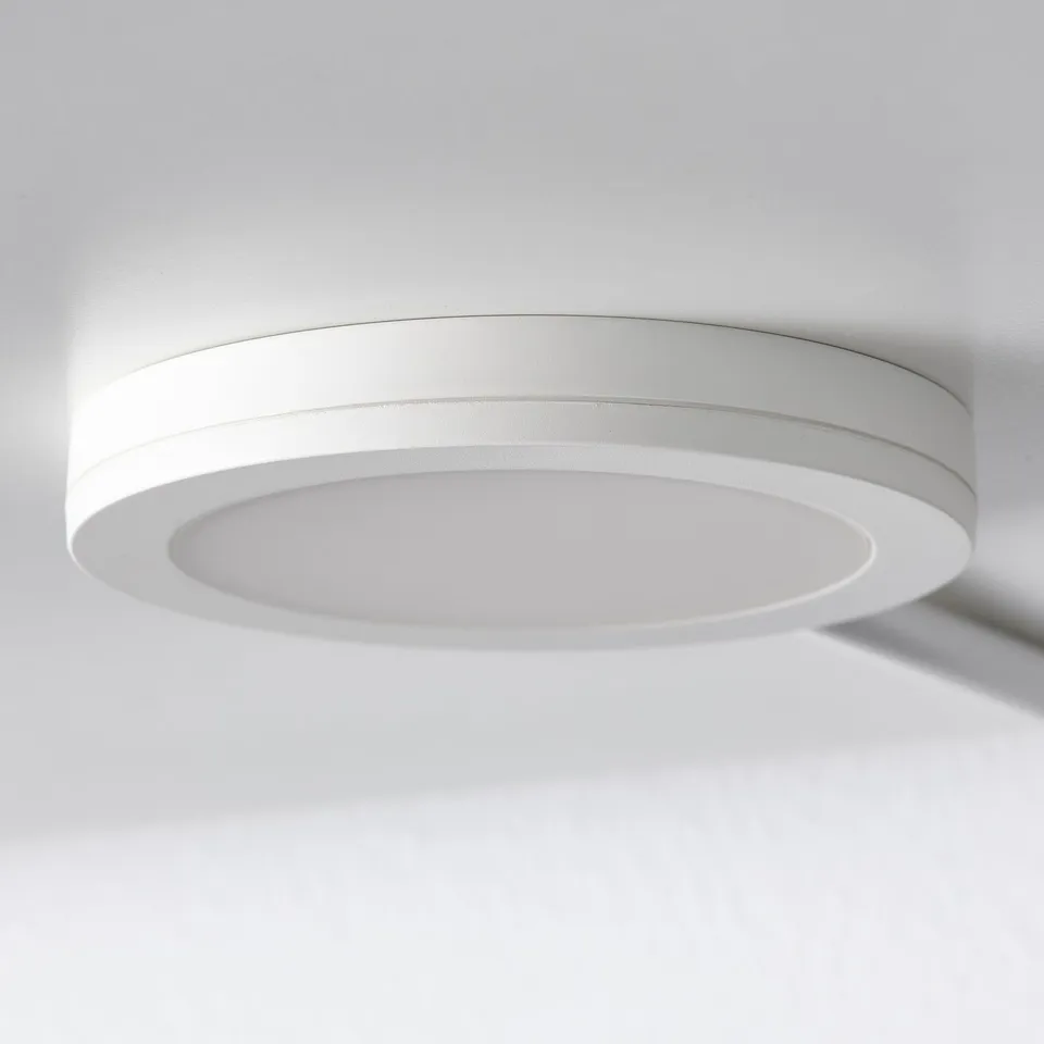 Modern, circular led ceiling light, clean design,oroof mount.