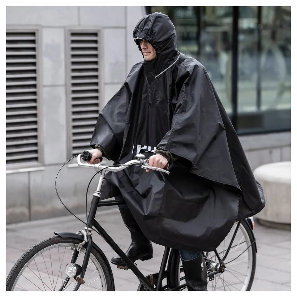 Cycling city, SALTSTEN rain poncho. 149 characters