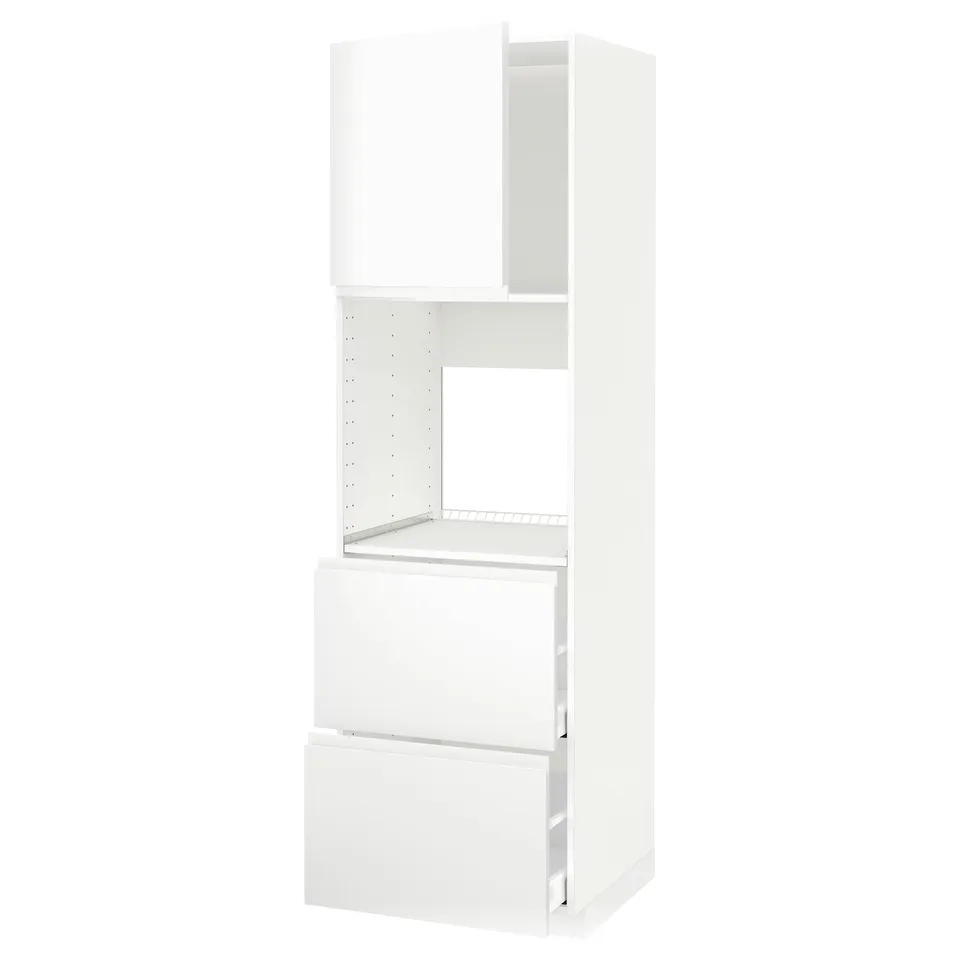 A white METOD kitchen unit with minimalist design, featuring adjustable shelves and integrated handles.