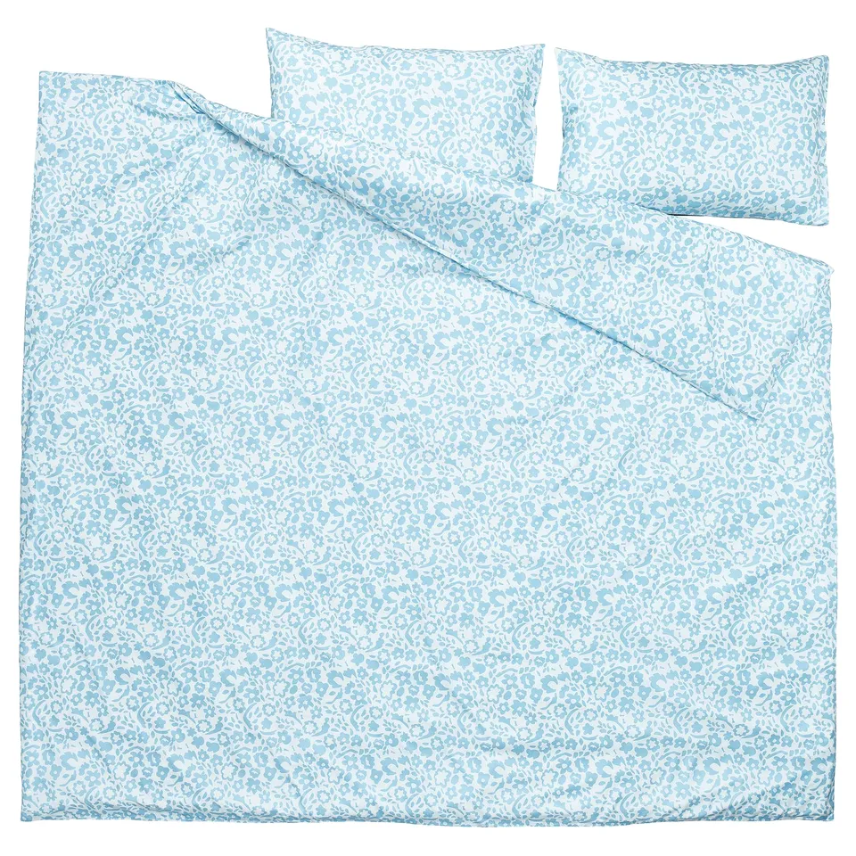 CYMBALBLOMMA bedding set in blue & white floral pattern, made from recycled polyester. Includes comforter and two pillowcases.