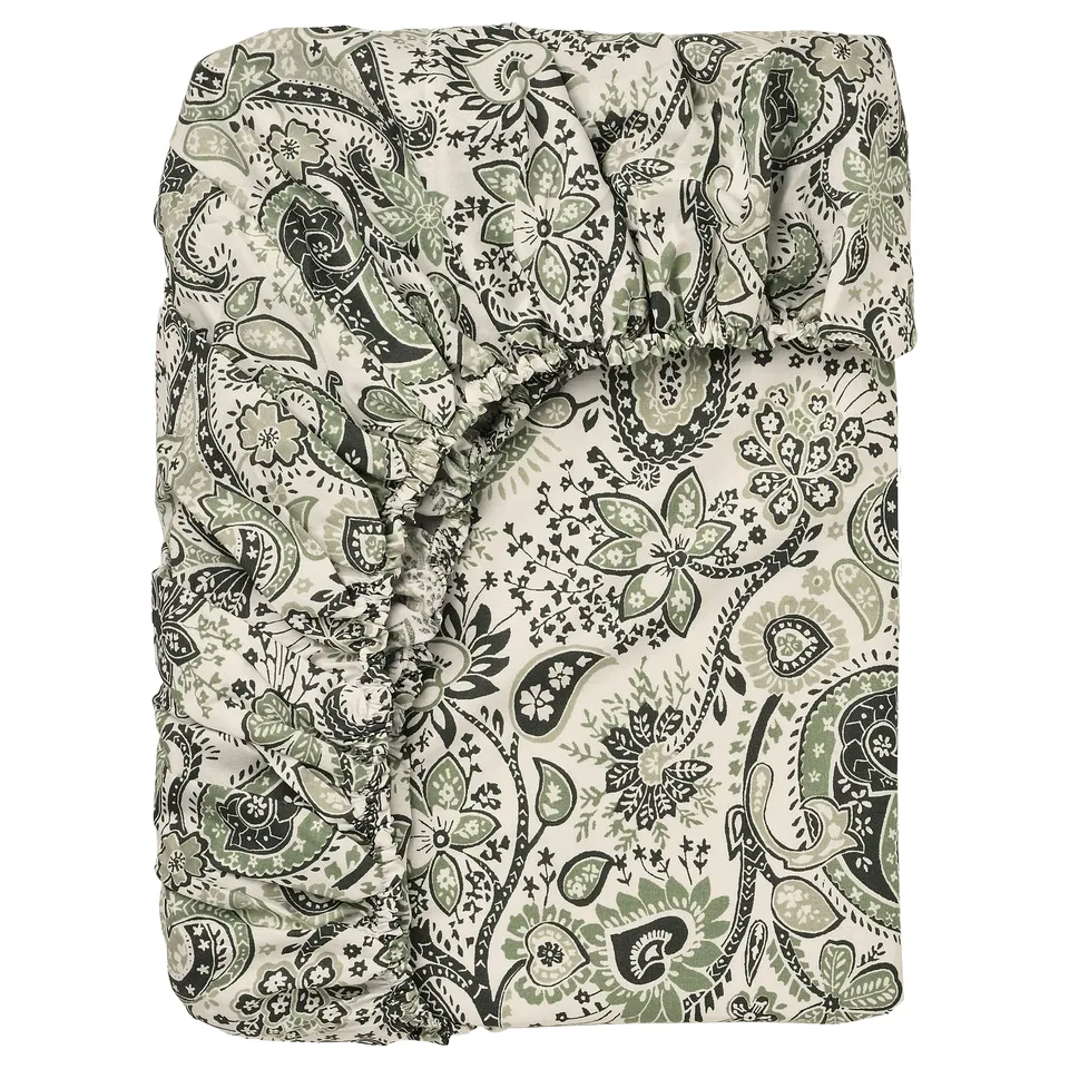 RODGERSIA: soft, green paisley print fitted sheet. Cotton/viscose for breathability and comfort.