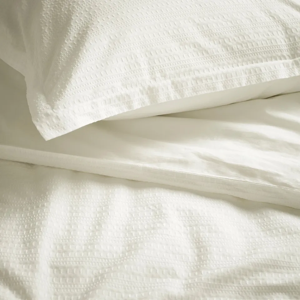 LUKTVICKER Duvet cover and 2 pillowcases, white, 240x220/50x80 cm