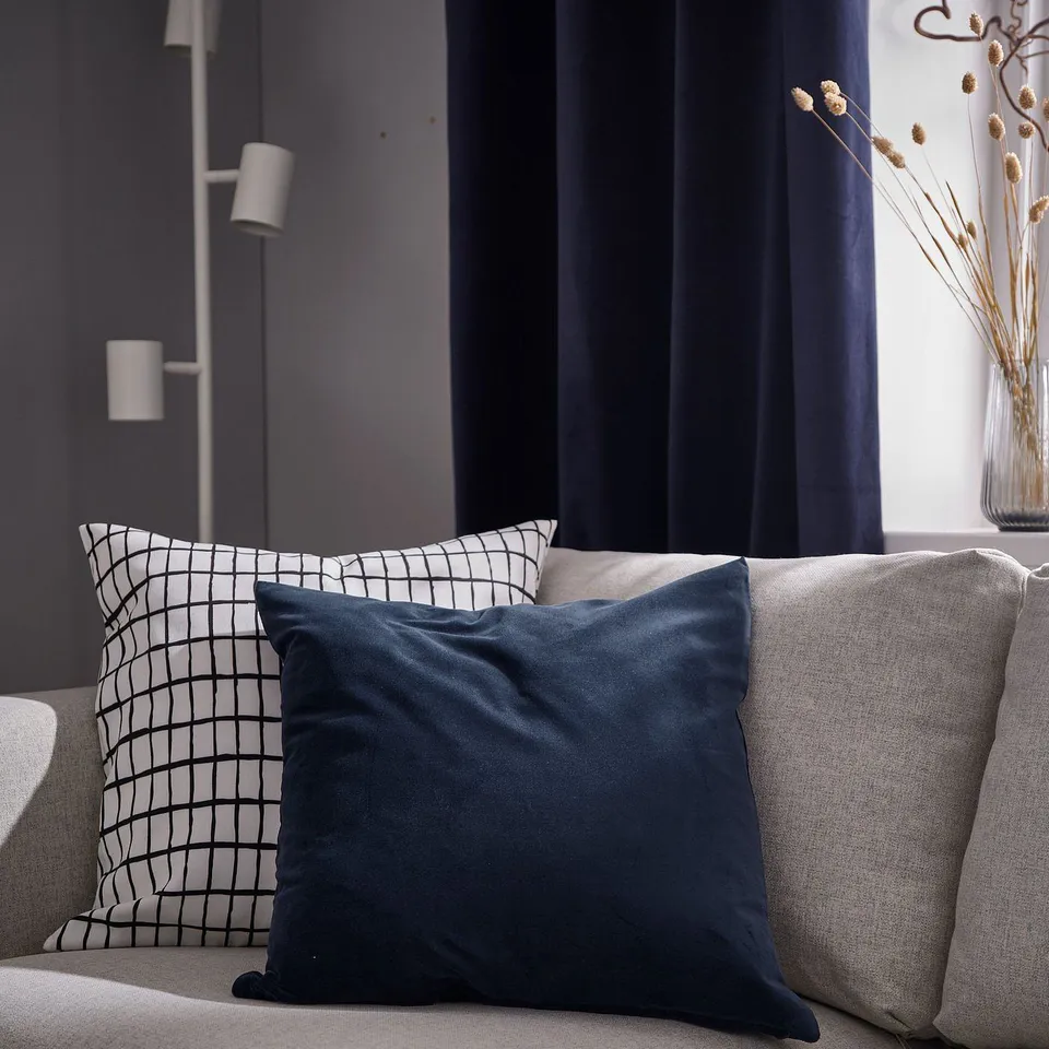 part: MÄSTERROT cushion cover