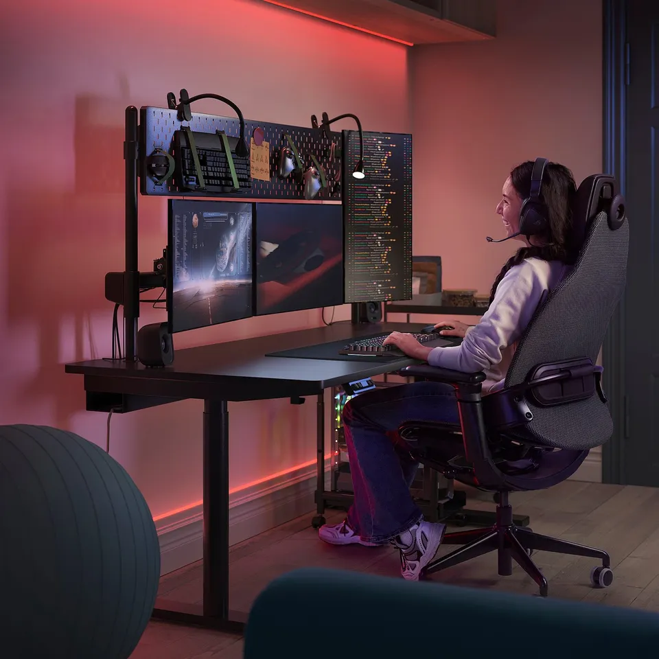 MÅLOMRÅDE Gaming desk sit/stand, with monitor arms/electric black, 180x80 cm