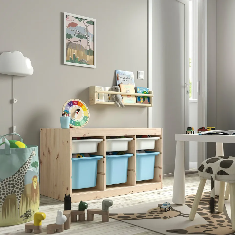 TROFAST in a room