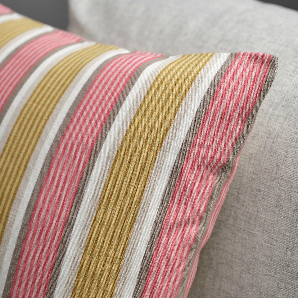 part: KORALLBUSKE cushion cover