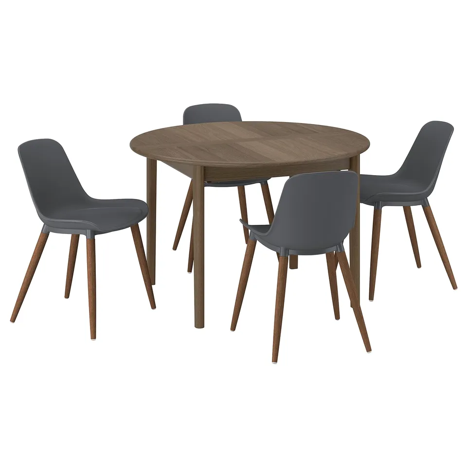 SKANSNÄS dining set: round wooden table, 4 blue plastic chairs.
