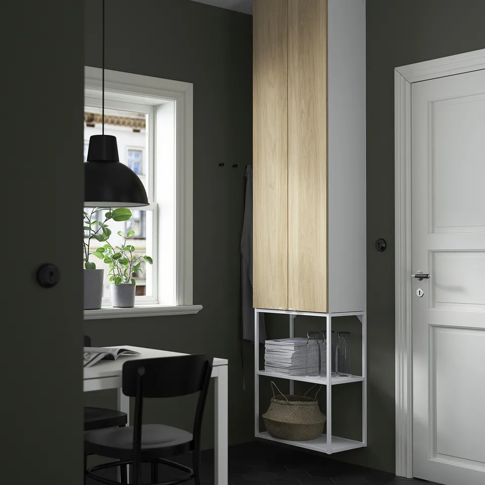 ENHET in a room