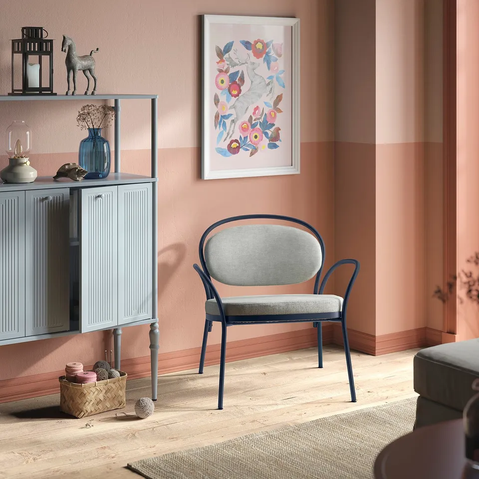 ISMANTORP in a room