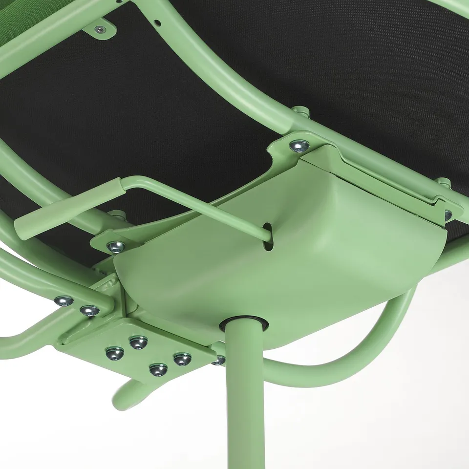 Close-up of LÖPARBANA gaming chairs sturdy green frame and mesh seat, highlighting robust metal joints and bolts.