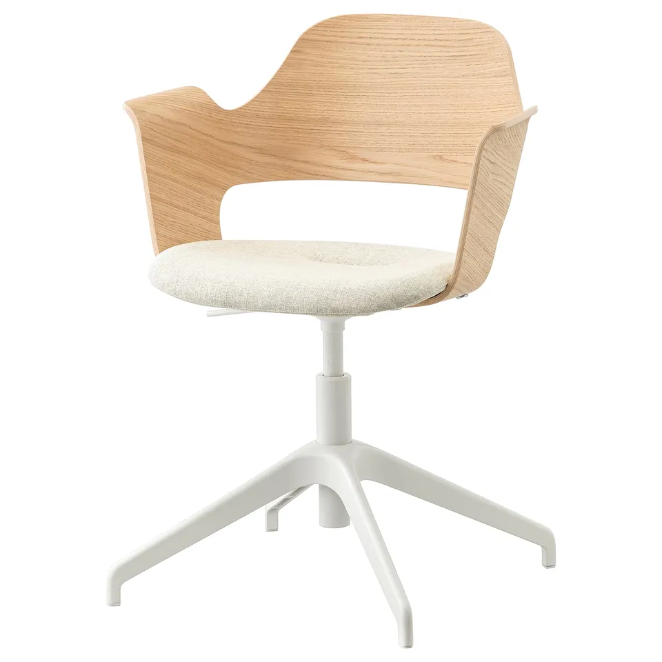 FJÄLLBERGET light wood chair with beige seat and white legs.