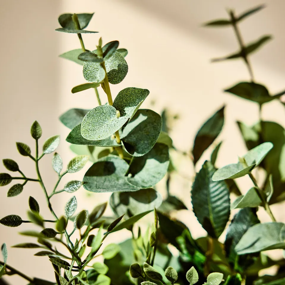 SMYCKA Artificial bouquet, in/outdoor eucalyptus/green, 60 cm