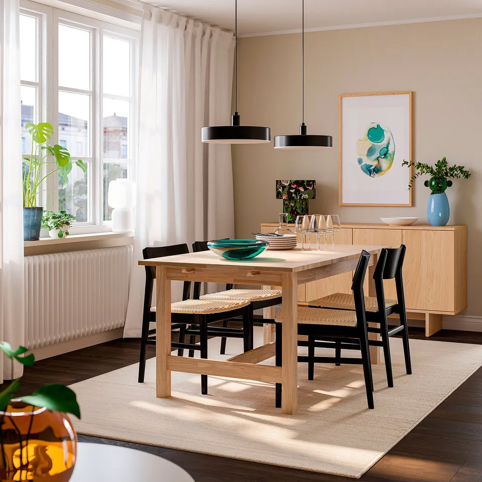 KARSKÄR / SKANSNÄS in a room