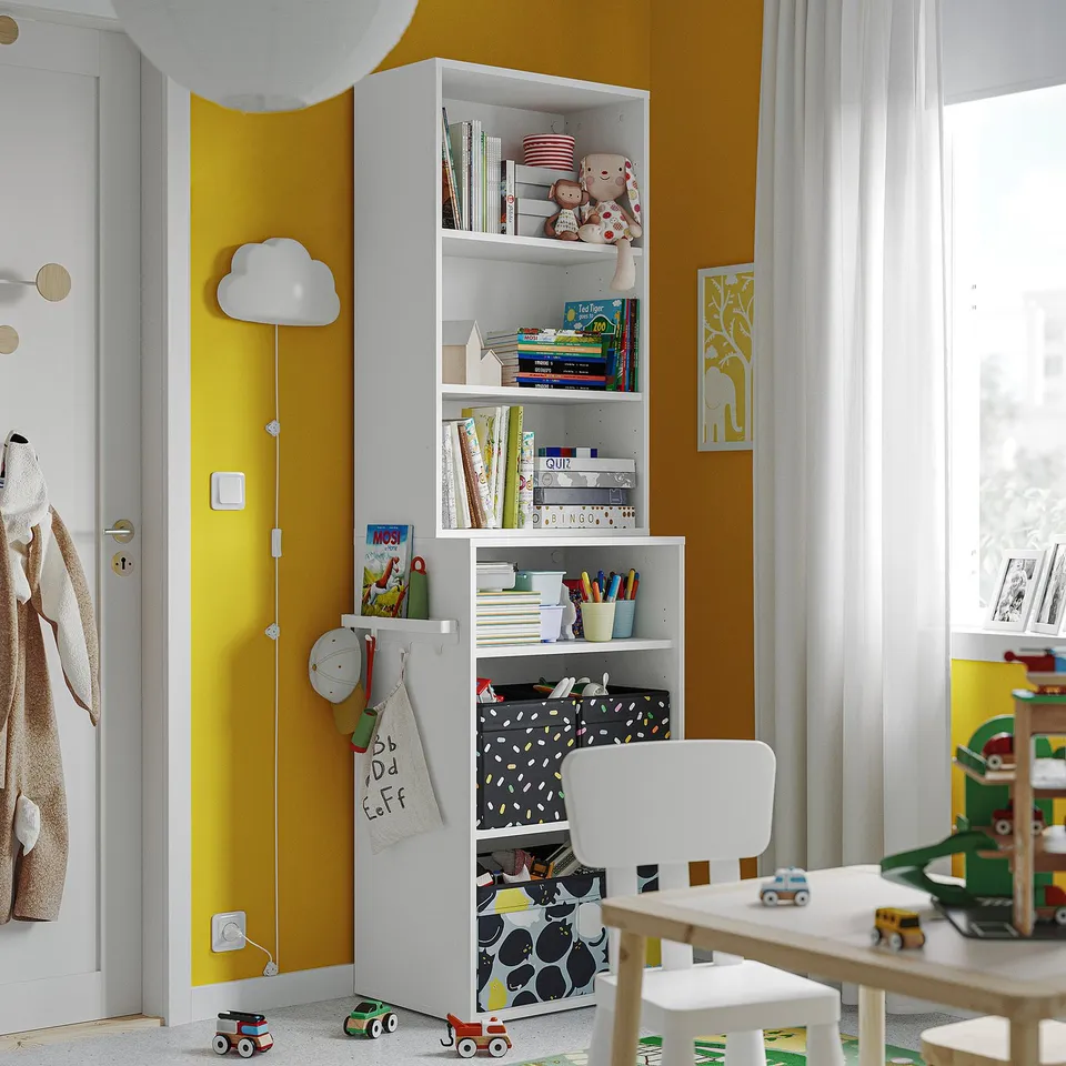 LASTARE in a room