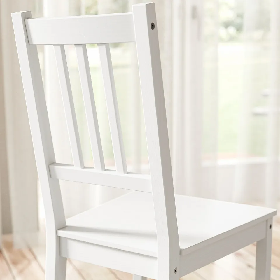 White pinewood dining chair, smooth finish, sturdy design