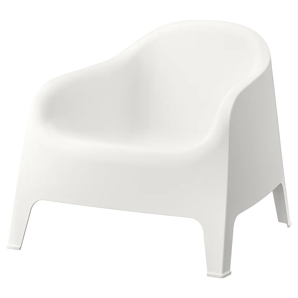 SKARPÖ white plastic stackable garden chair, ergonomic design.