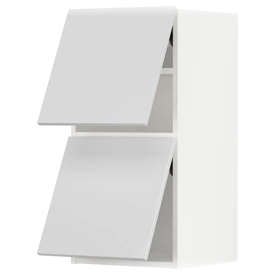 White METOD kitchen cabinet with glossy doors.
