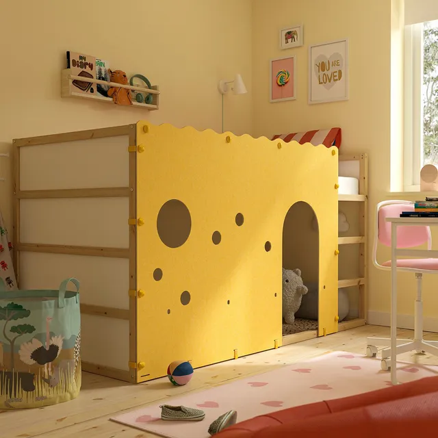 KURA in a real room