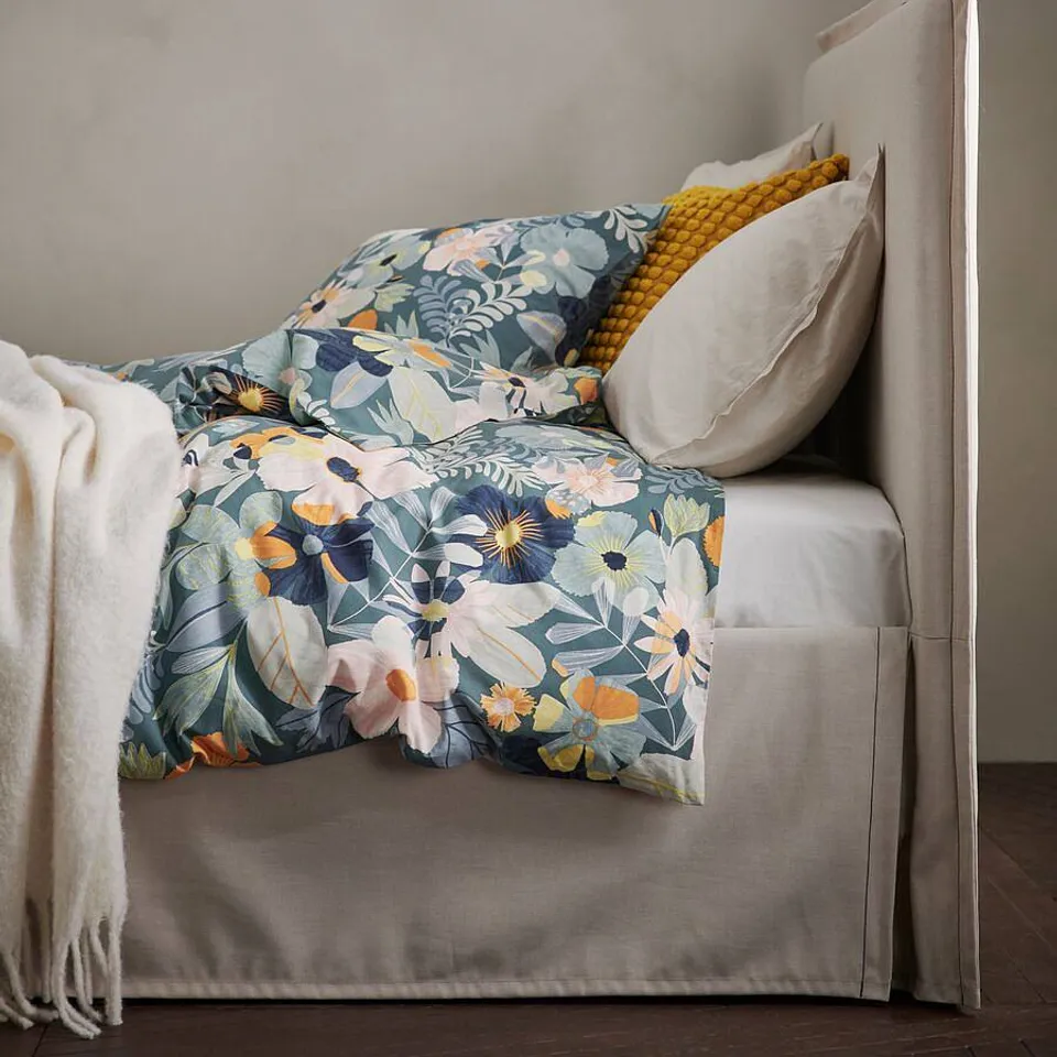 part: SVARTPOPPEL cushion cover