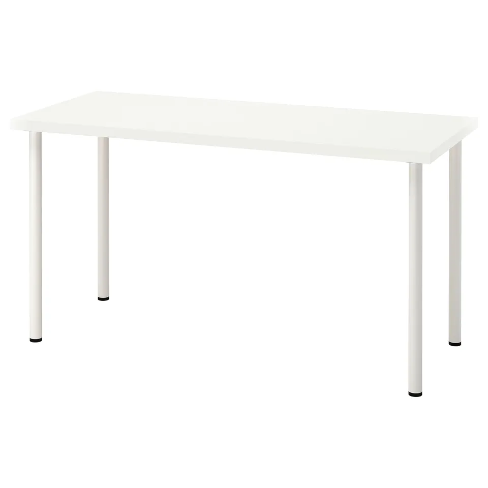 LAGKAPTEN white desk with rectangular top, metal legs.