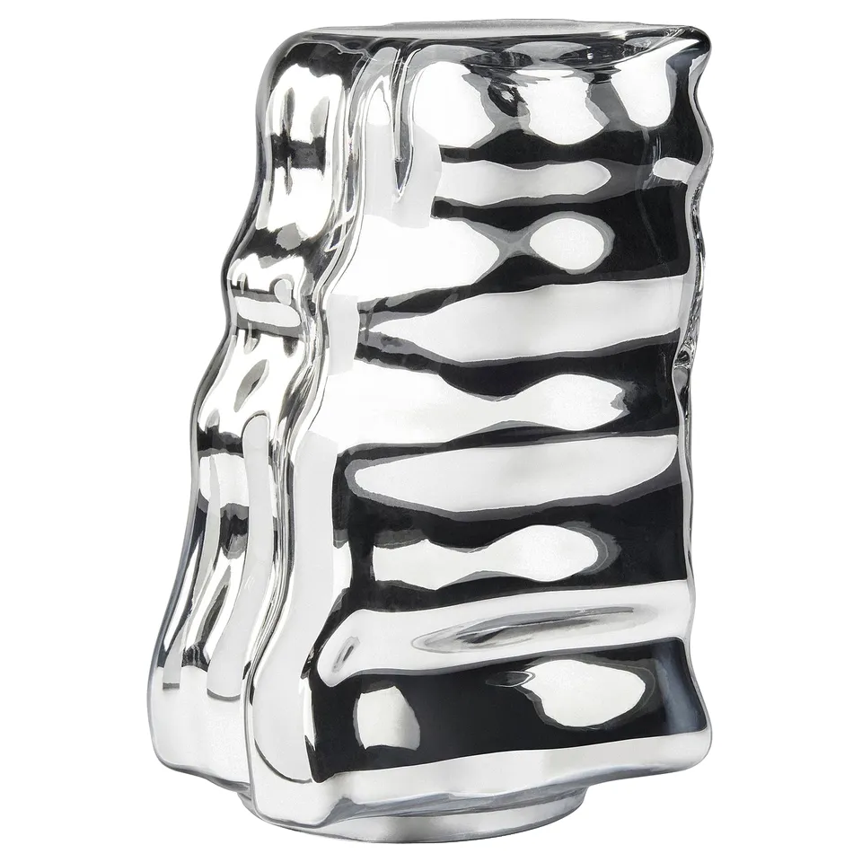 KONSTRUNDA: silver glass, abstract, wavy design.