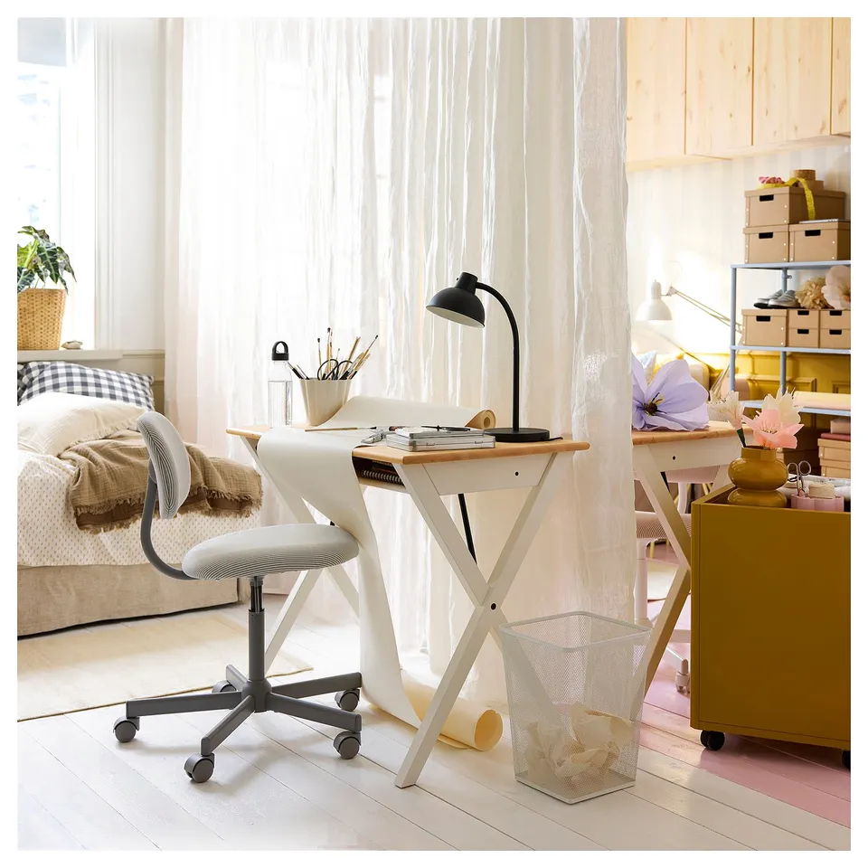 part: BOLLPOJKE desk
