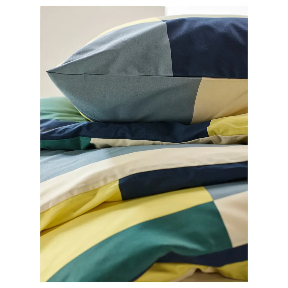 part: BRUNKRISSLA duvet cover and 2 pillowcases