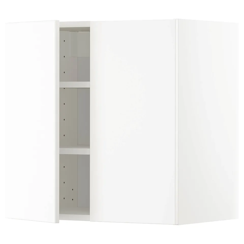 White METOD kitchen cabinet, smooth design, three shelves, adjustable.