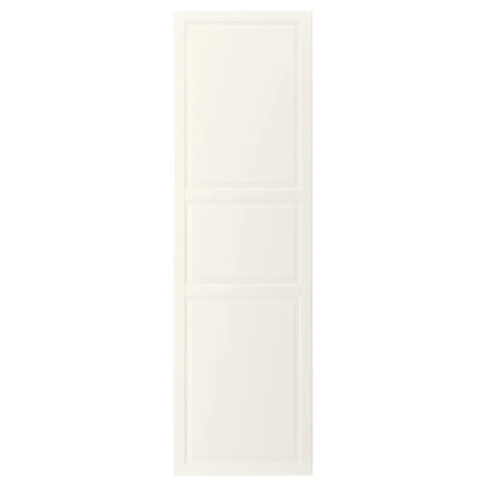 Off-white BODBYN door with bevelled panels, classic design, cream paint, lacquered fiberboard.