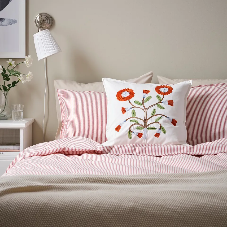 part: FACELIOR cushion cover