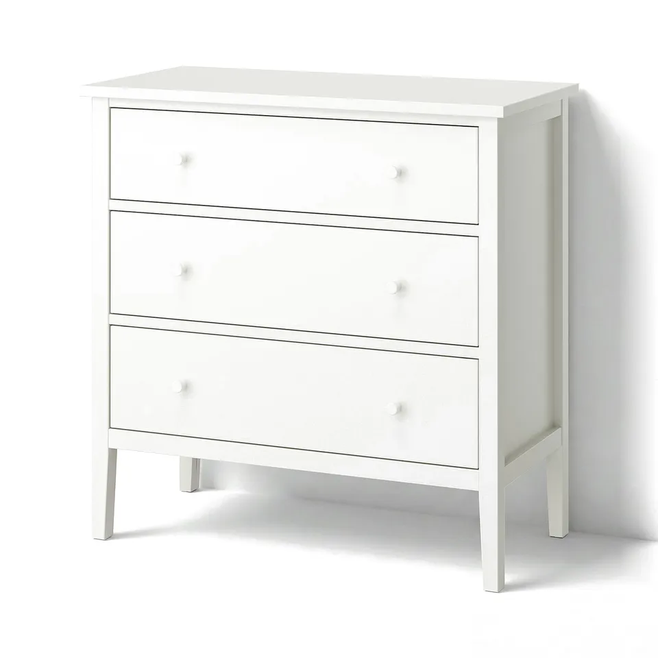 GULLABERG white chest, 3 drawers, sturdy & traditional, wooden knobs.