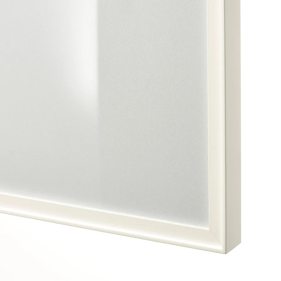 Close-up of BILLY bookcase, showing smooth, textured finish and sturdy frame.