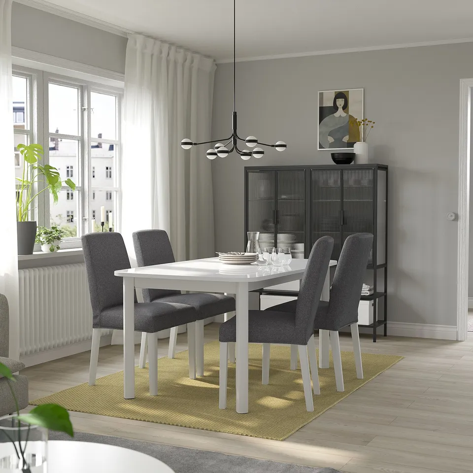 STRANDTORP / BERGMUND in a room