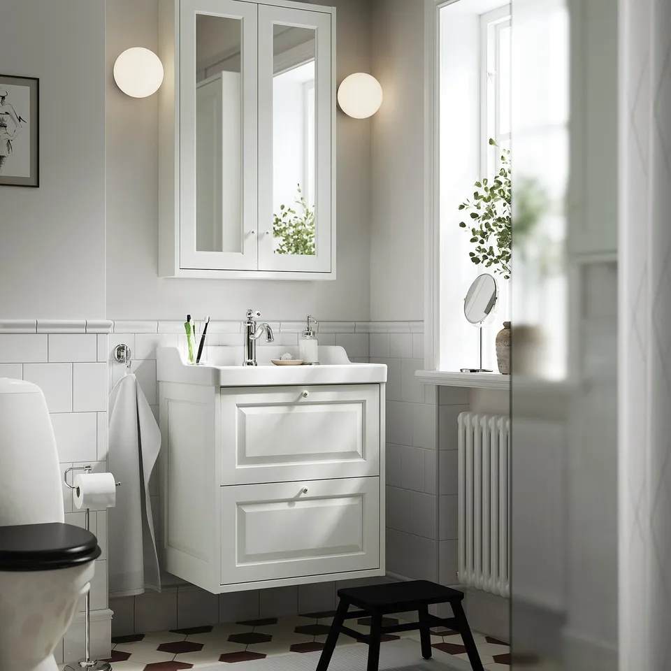 TÄNNFORSEN in a room