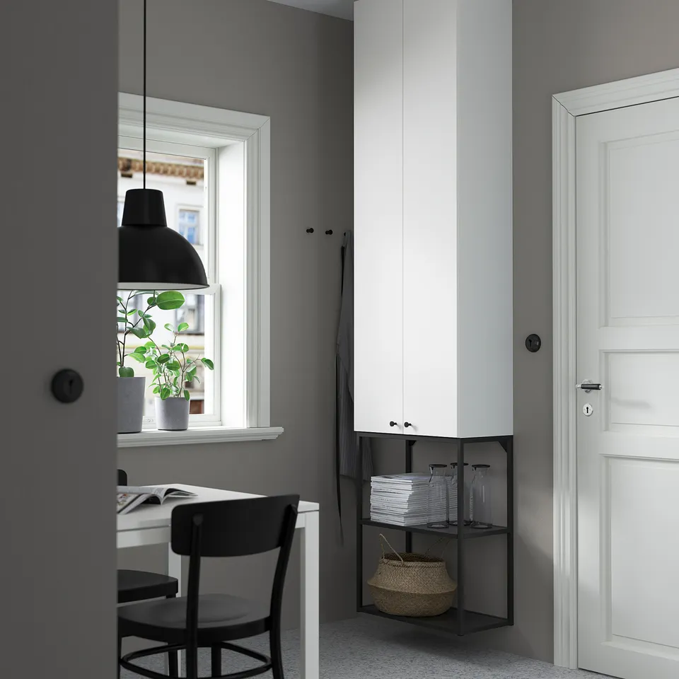 ENHET in a room