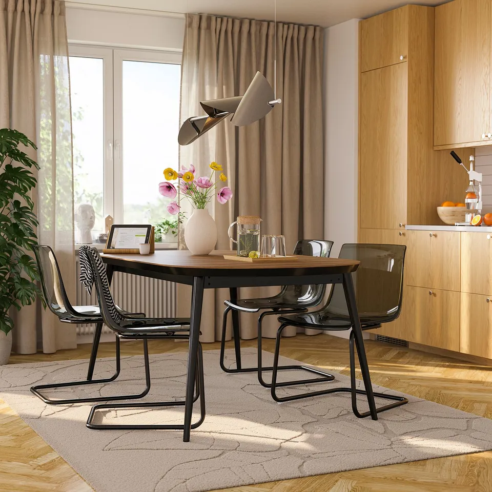 part: TJÄRKIL extendable table