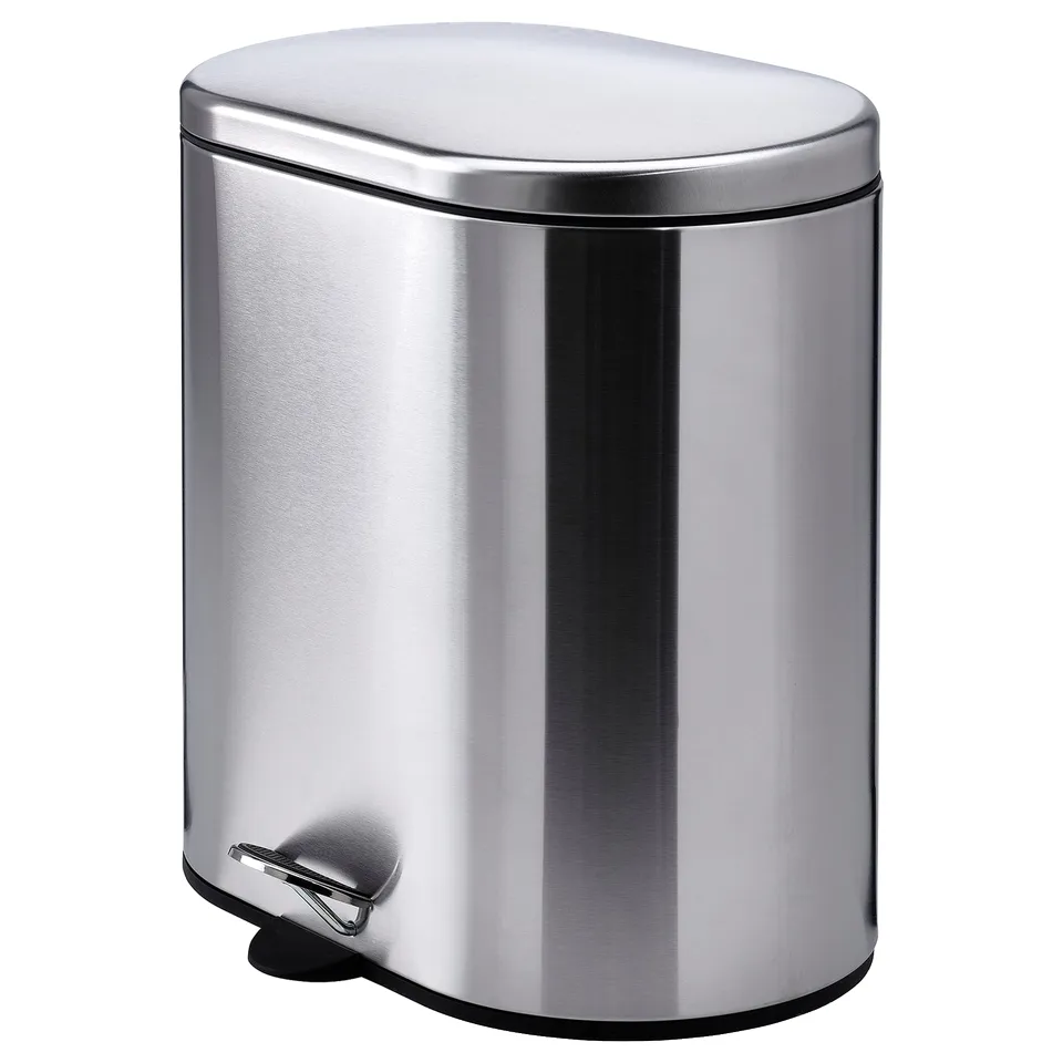 Stainless steel pedal bin with soft-close lid and foot pedal, silver, includes 2 inner bins for waste sorting.