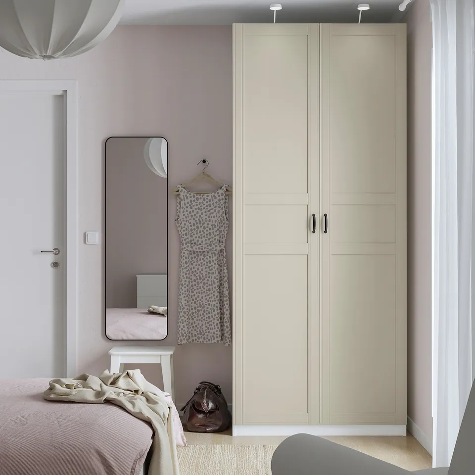 PAX / FLISBERGET in a room