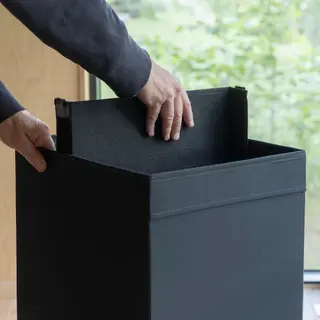 DRÖNA