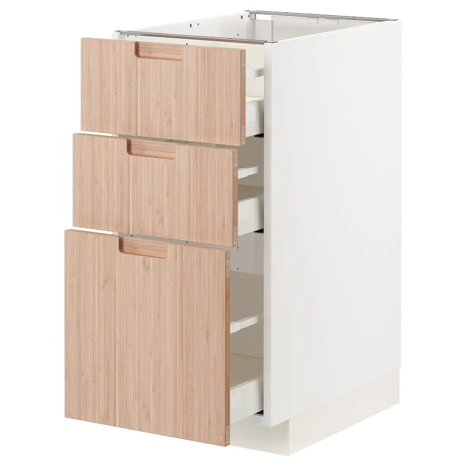 Wooden kitchen cabinet with 3 bamboo drawers, acrylic lacquer, horizontal grain.