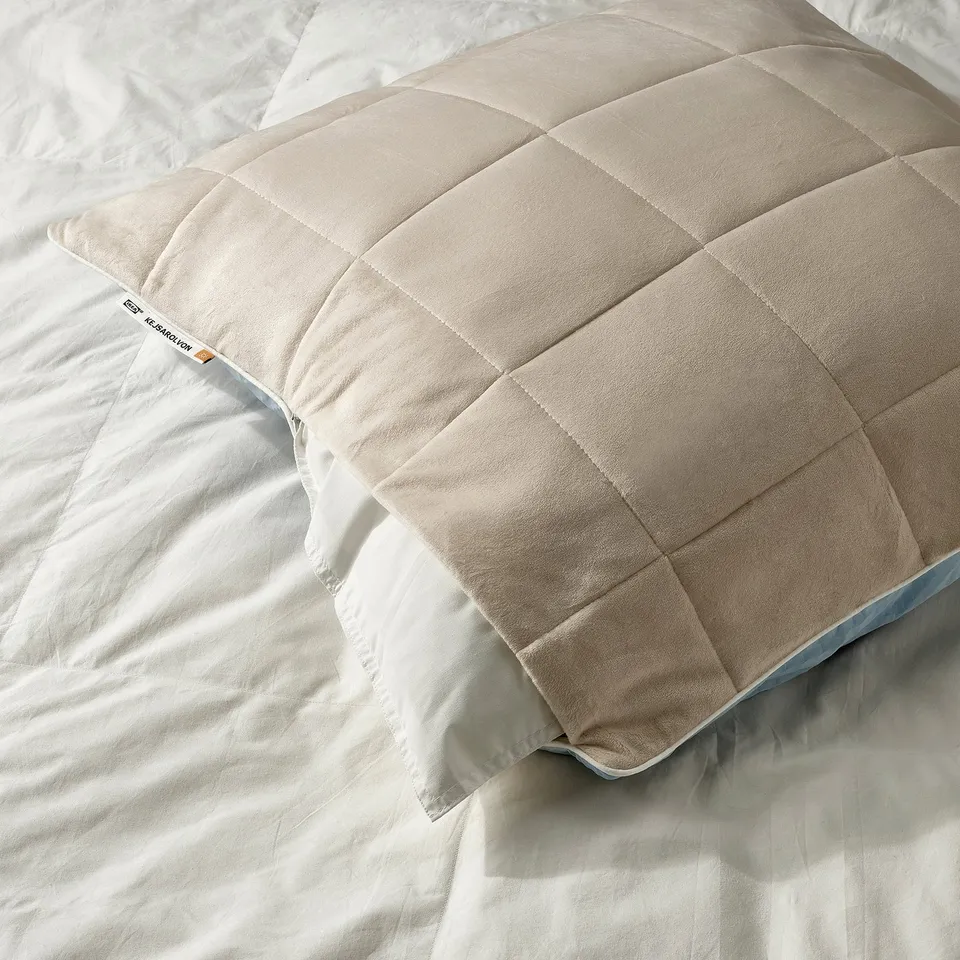part: KEJSAROLVON pillow protector