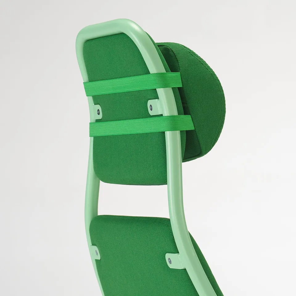 Green gaming chair, showing high-quality mesh back and adjustable straps. Sturdy frame, comfortable seat, and ergonomic design.