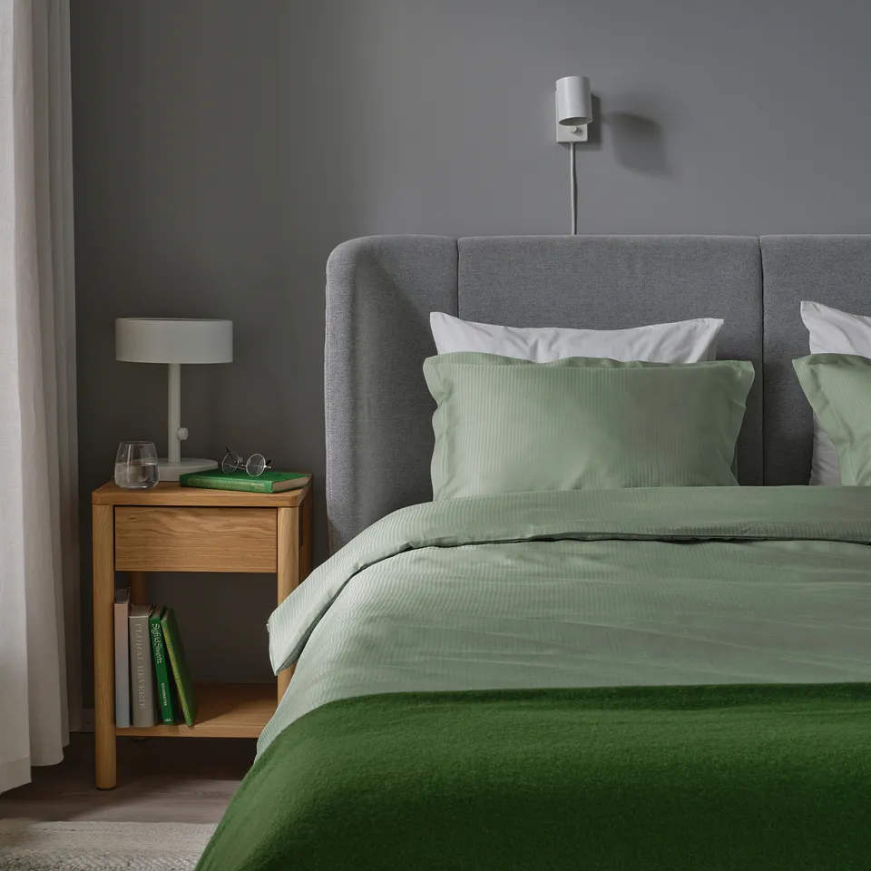part: LÄKEVÄNDEROT duvet cover and 2 pillowcases